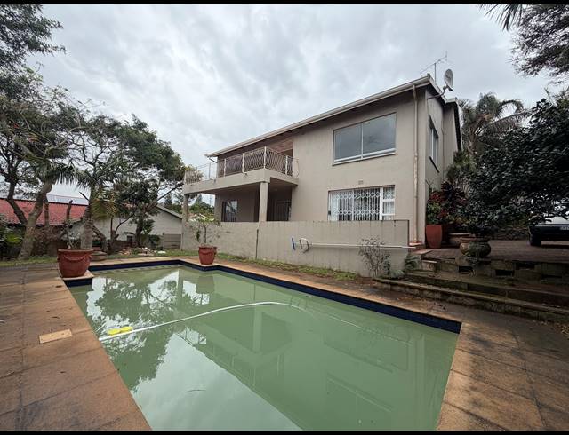 4 BEDROOM HOUSE FOR SALE IN BALLITO CENTRAL